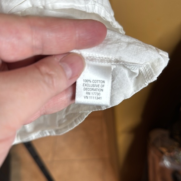 CONVERSE ONE STAR White Ruffle Detail Blouse 100% Cotton Size Small - Picture 10 of 13